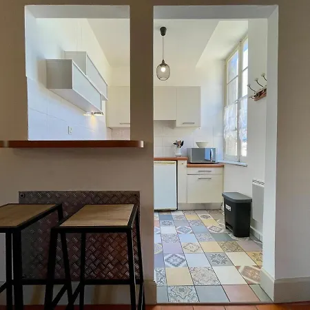 Des Boulangers Apartment