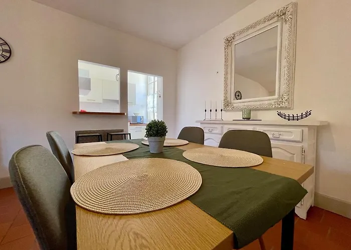 Des Boulangers Apartment *